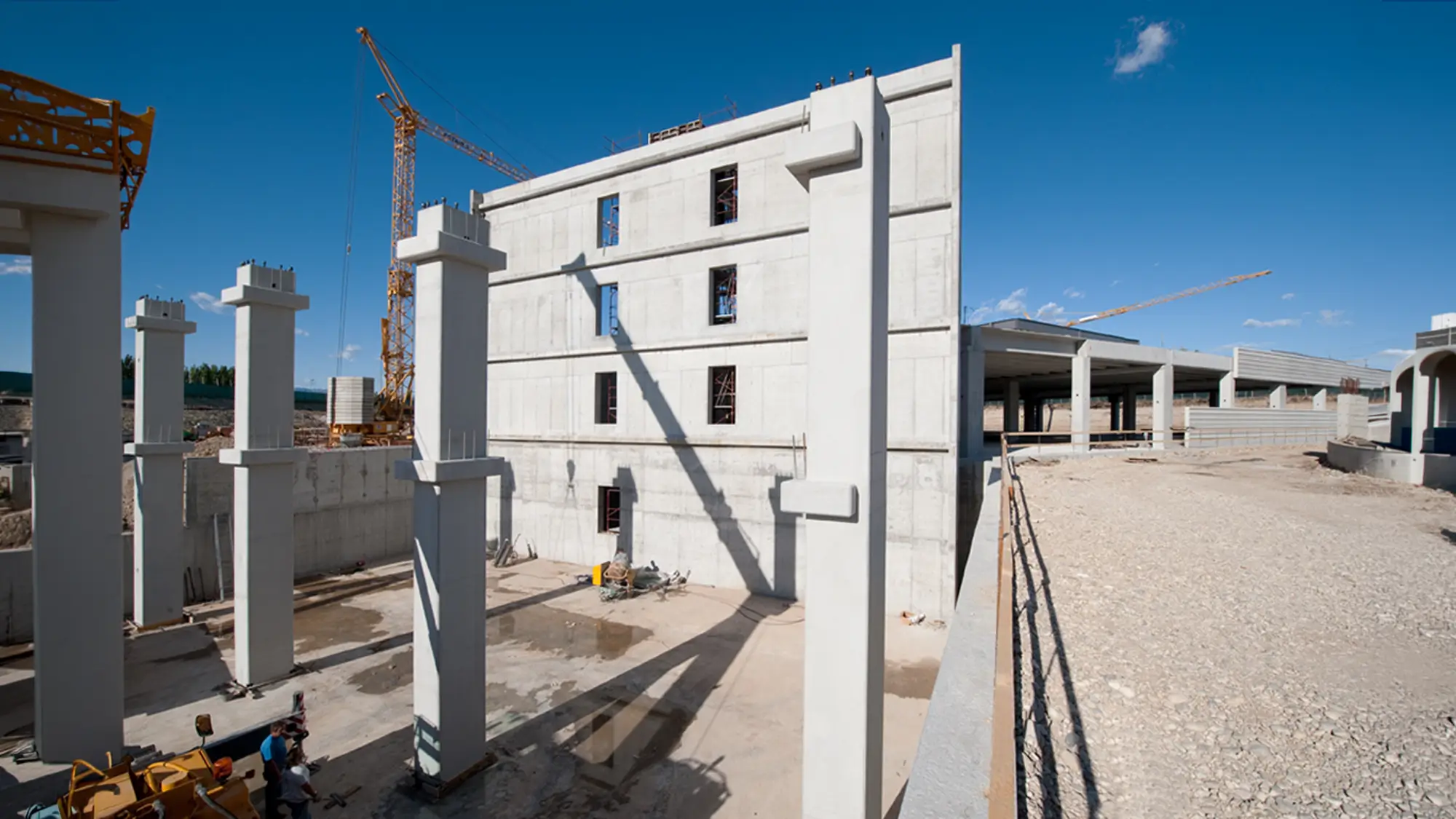 commerciale-centro logistico-panoramica01